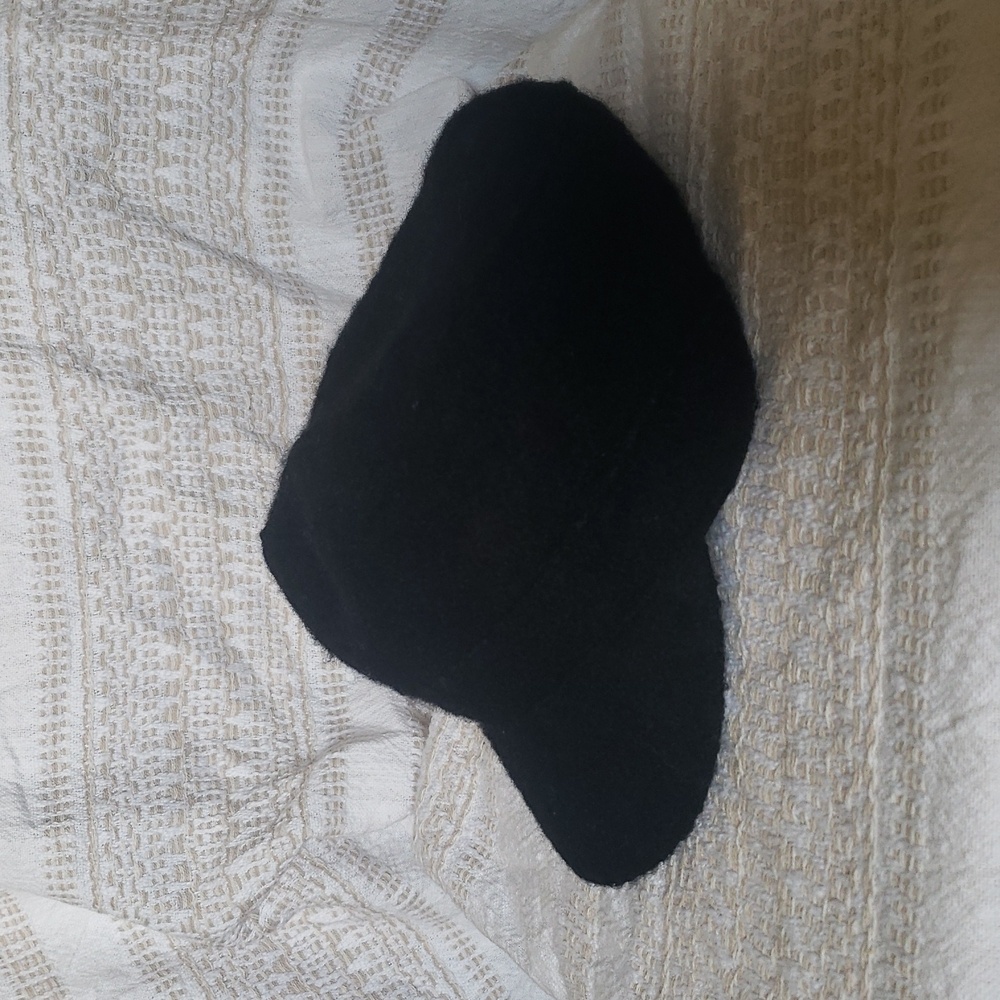 Black Wool Cap One Size - Picture 5 of 10
